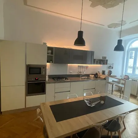 House 1826 In The Marine Heart Of * Triest