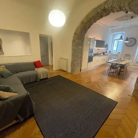 House 1826 In The Marine Heart Of Apartament *