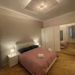 House 1826 In The Marine Heart Of *