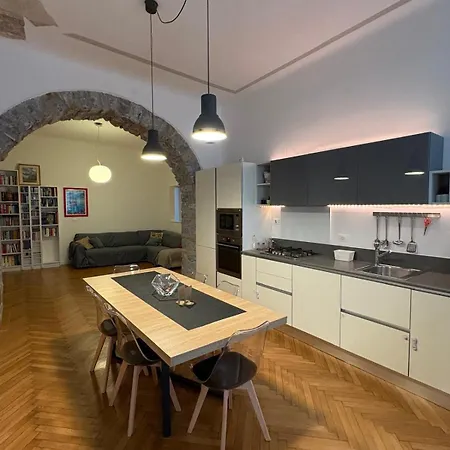 House 1826 In The Marine Heart Of Apartment Trieste