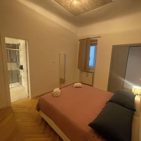 House 1826 In The Marine Heart Of Апартаменты Триест